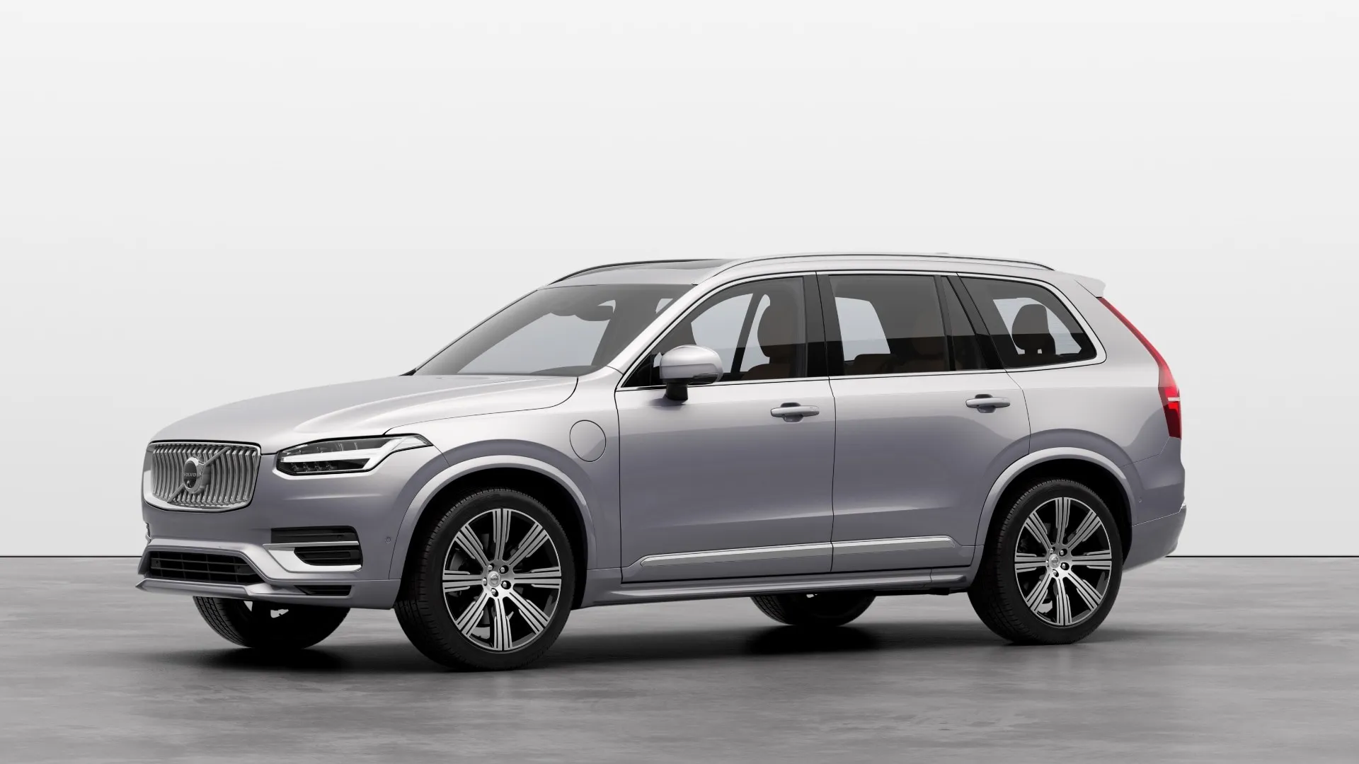 XC90 PLUG-IN HYBRID ULTRA (HYBRID SẠC NGOÀI)